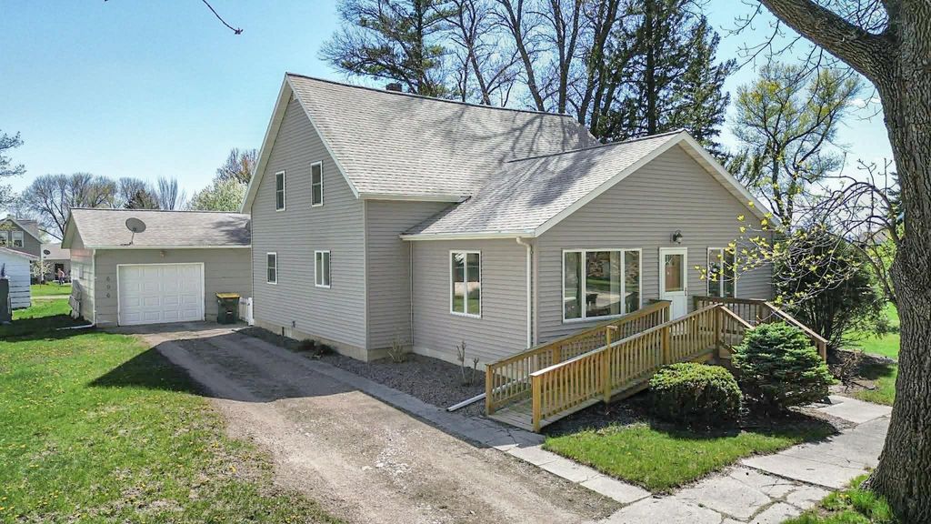 Photo of 606 2nd Street, Lucan, MN 56255 (MLS # 7069982)