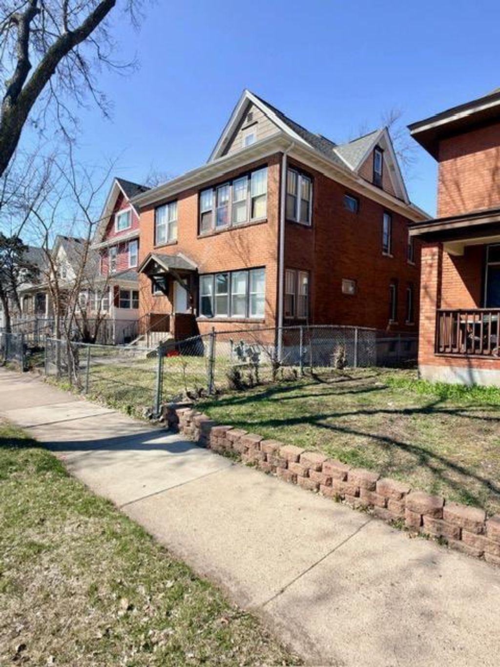 Photo of 687 Aurora Avenue, Saint Paul, MN 55104 (MLS # 7055006)