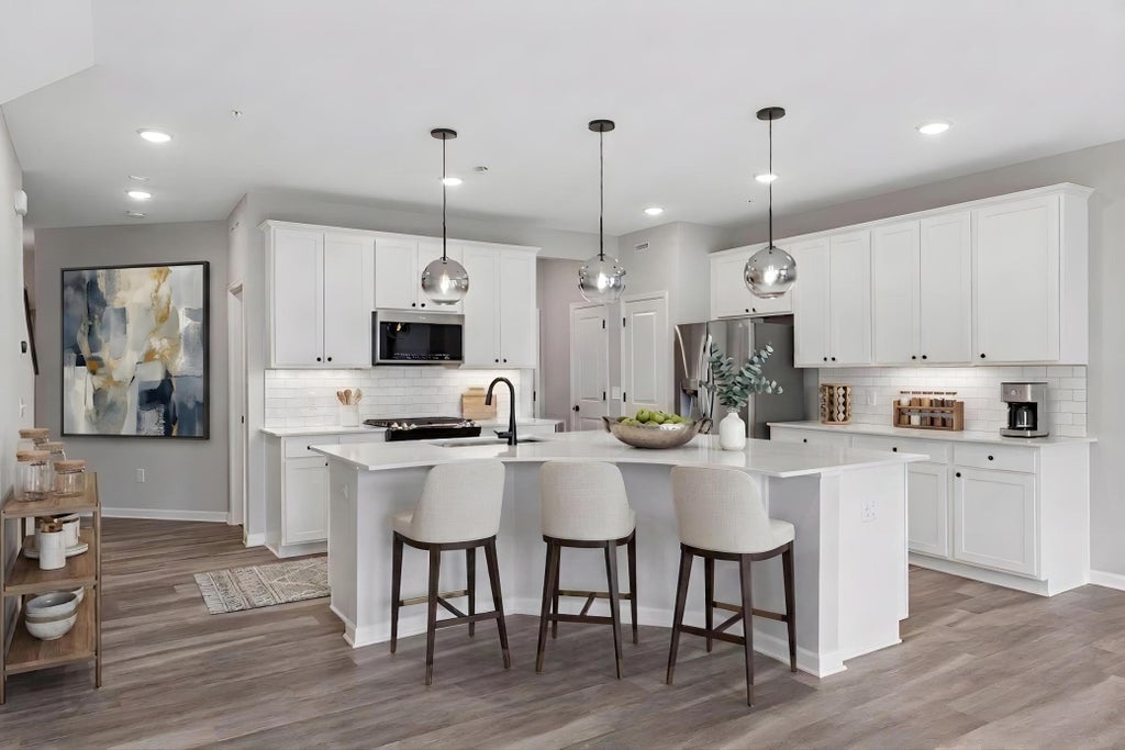 Photo of 11276 Crestbury Drive, Woodbury, MN 55129 (MLS # 7081266)