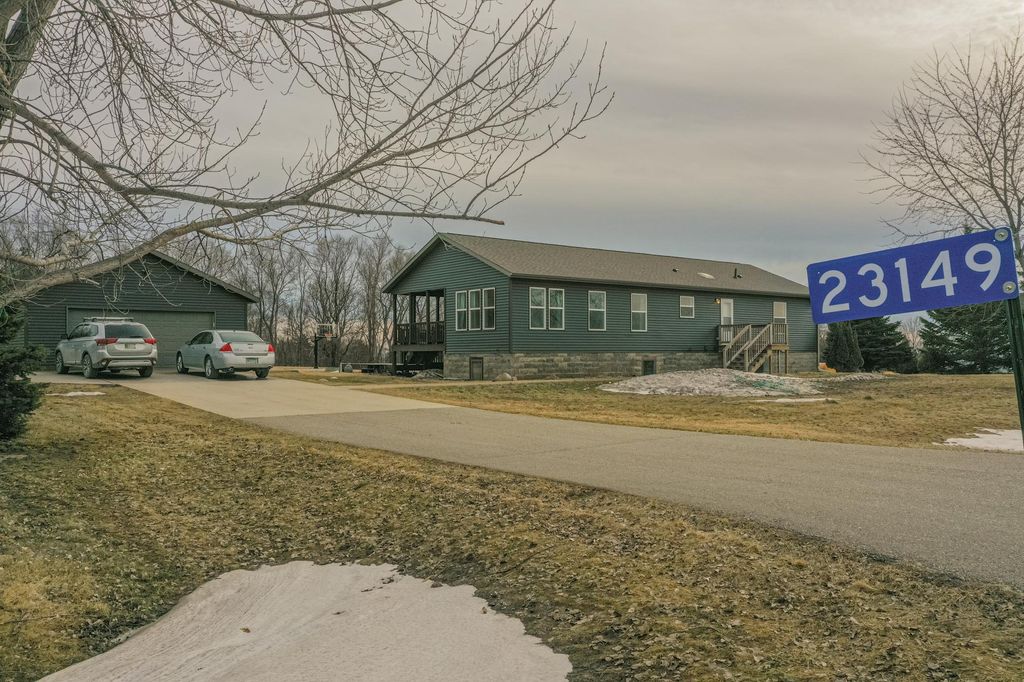 Photo of 23149 Mulligan Drive, Glenwood, MN 56334 (MLS # 7040781)