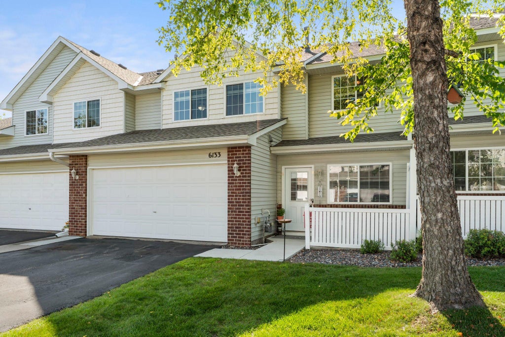 Photo of 6133 Maclynn Avenue NE, Albertville, MN 55301 (MLS # 7124524)
