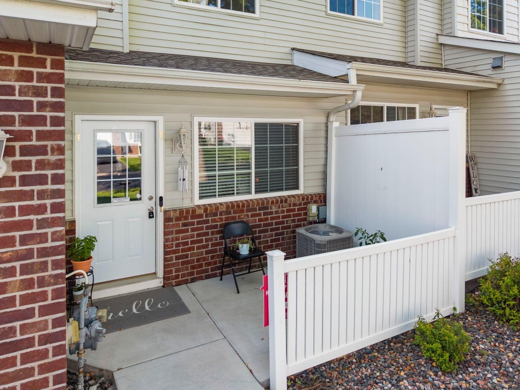 Photo of 6133 Maclynn Avenue NE, Albertville, MN 55301 (MLS # 7124524)