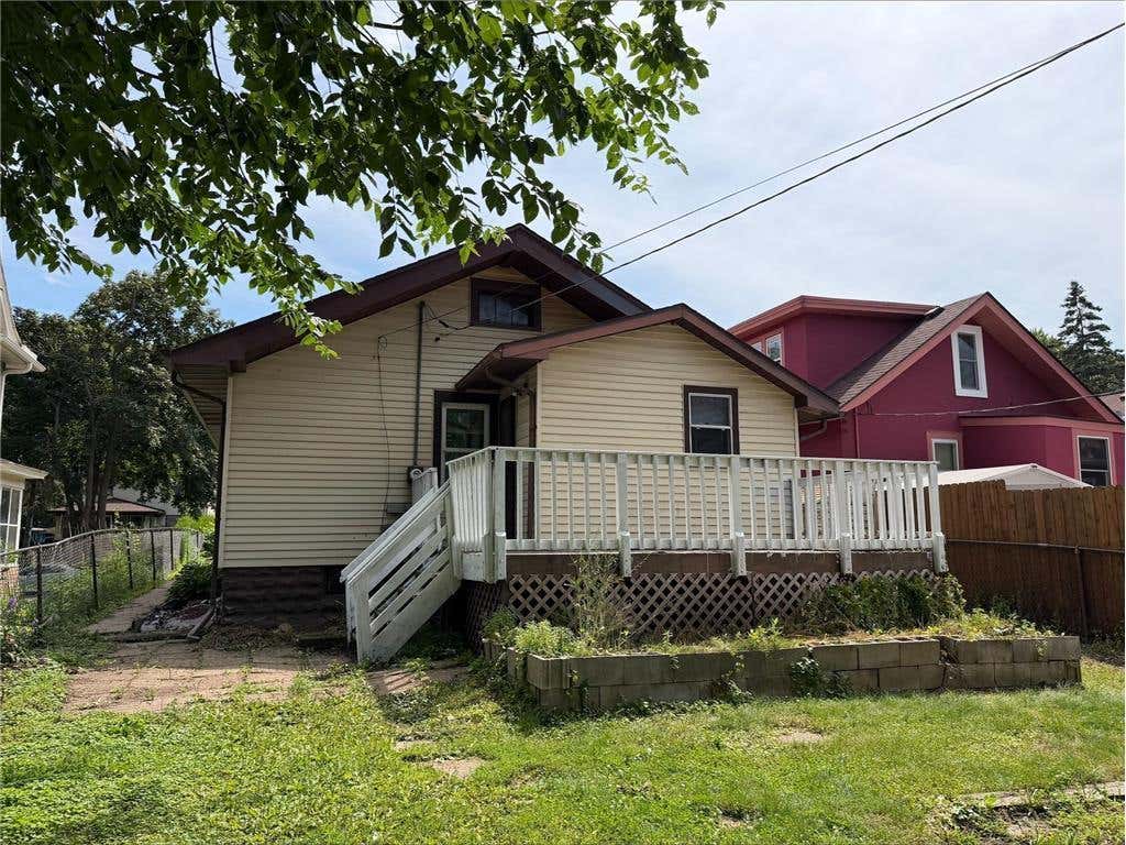 Photo of 1173 Mclean Avenue, Saint Paul, MN 55106 (MLS # 7112126)