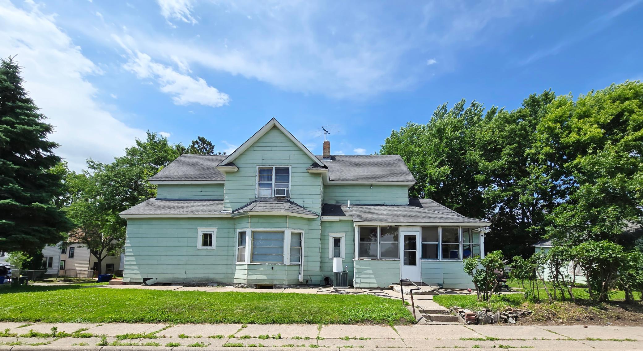 35 Front Avenue