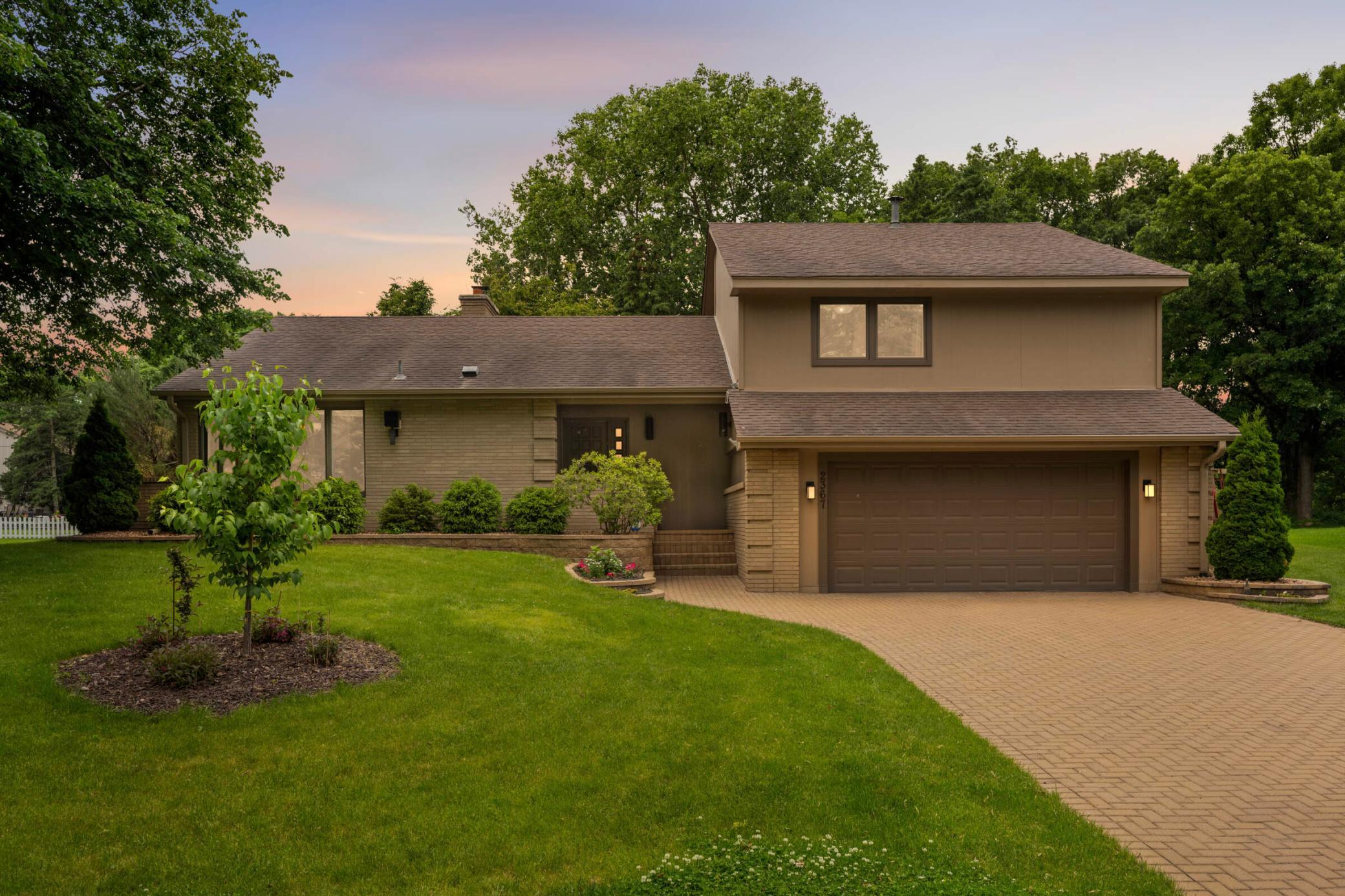 2367 Apache Court