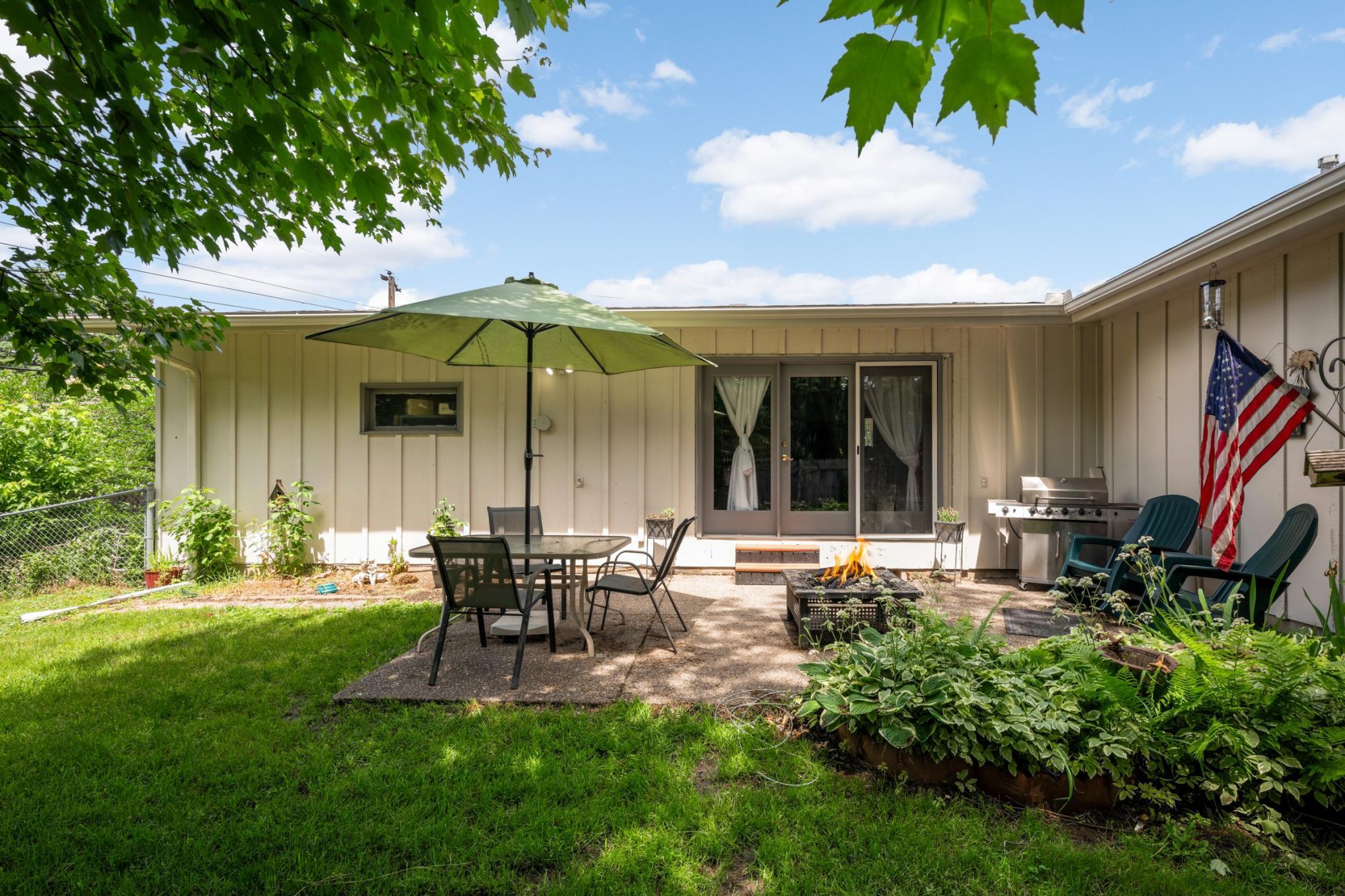 8555 Medicine Lake Road