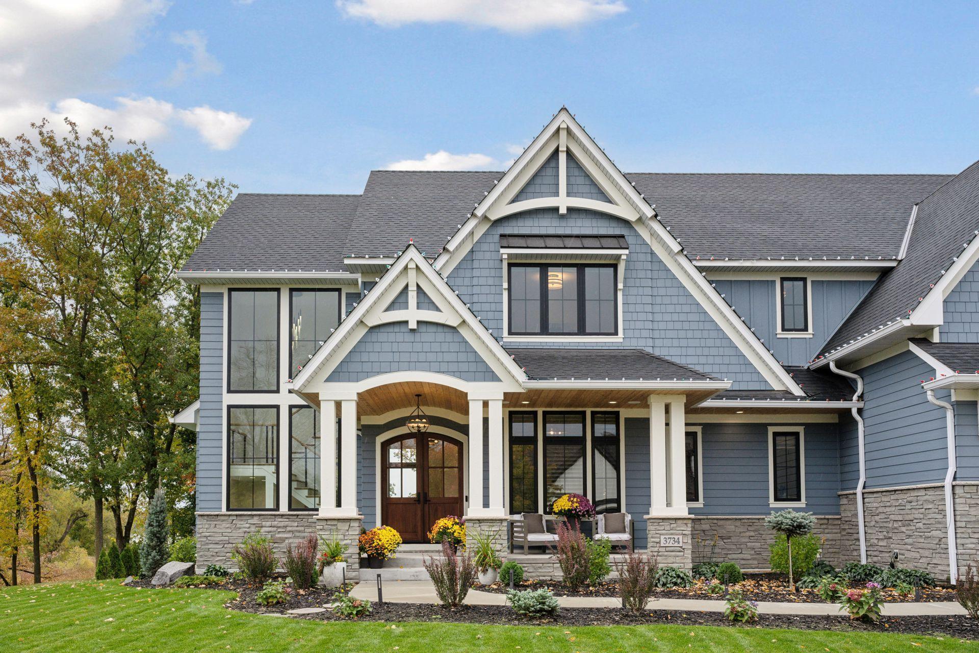 3734 Woodland Cove Parkway