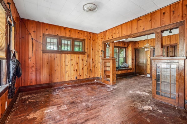 1615 7TH ST E, SAINT PAUL, MN 55106 - Image 3d463ed2fba857ff2e497c9c67aea3ee/4045204535