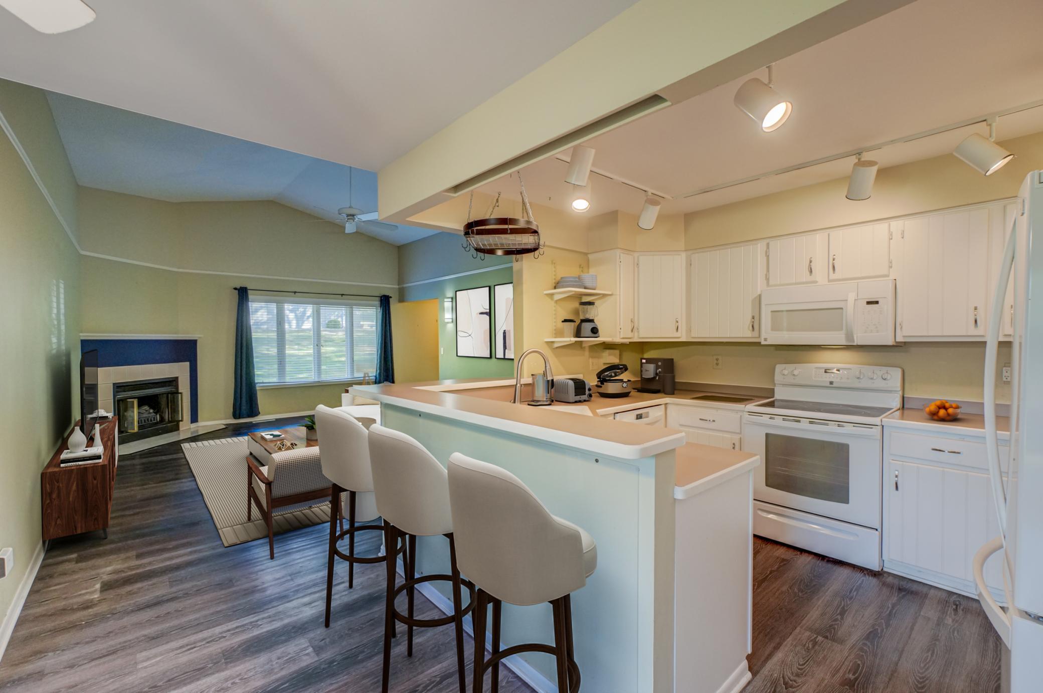 701 Dorland Road S 701