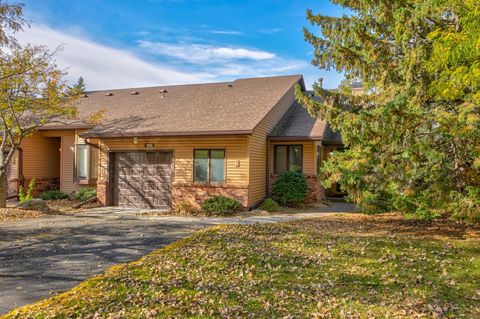 701 Dorland Road S 701 Maplewood MN 55119