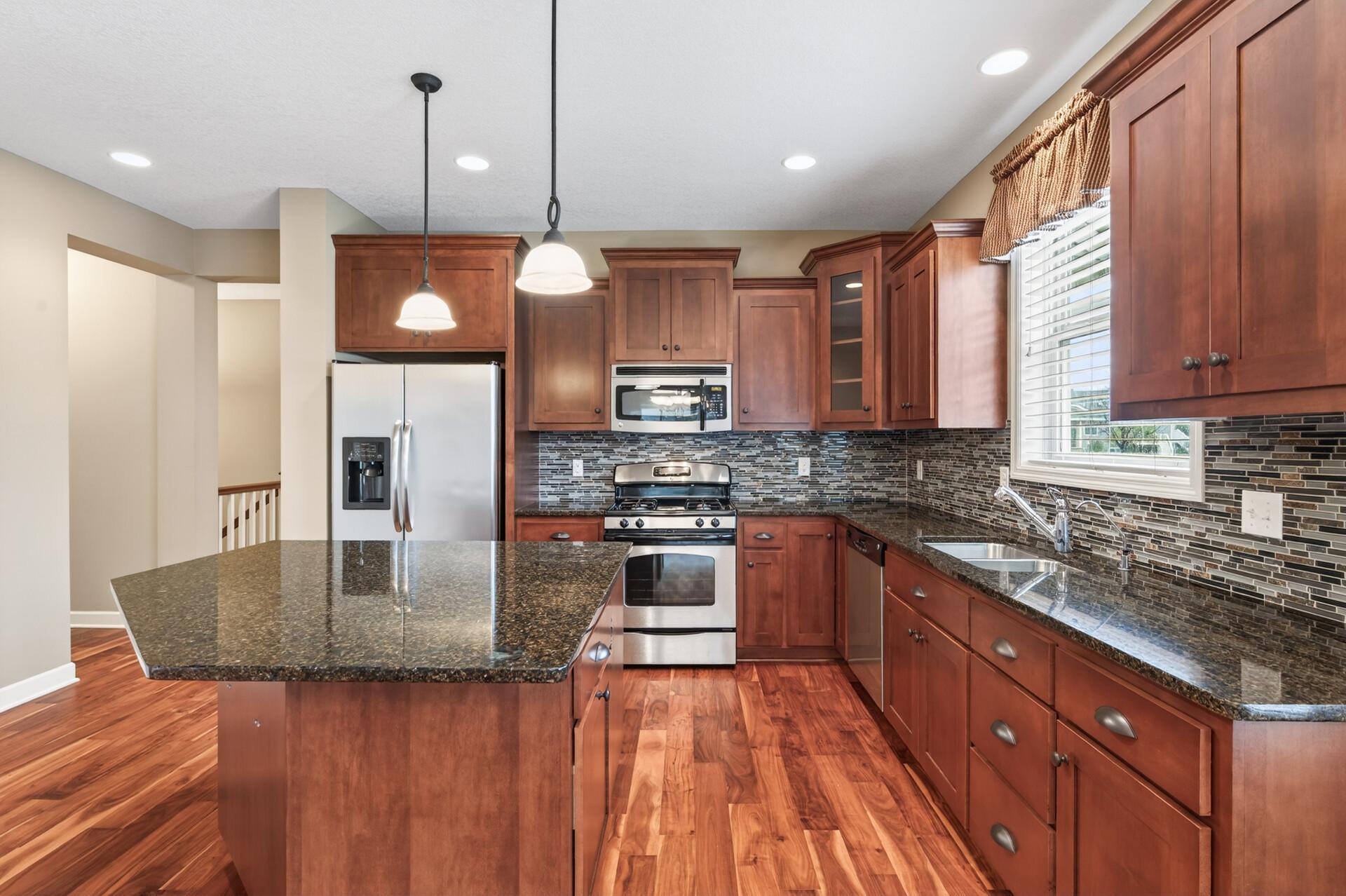 10727 Kingsfield Lane