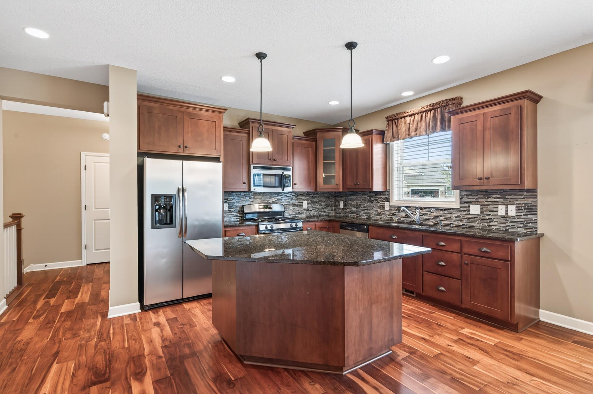 10727 Kingsfield Lane