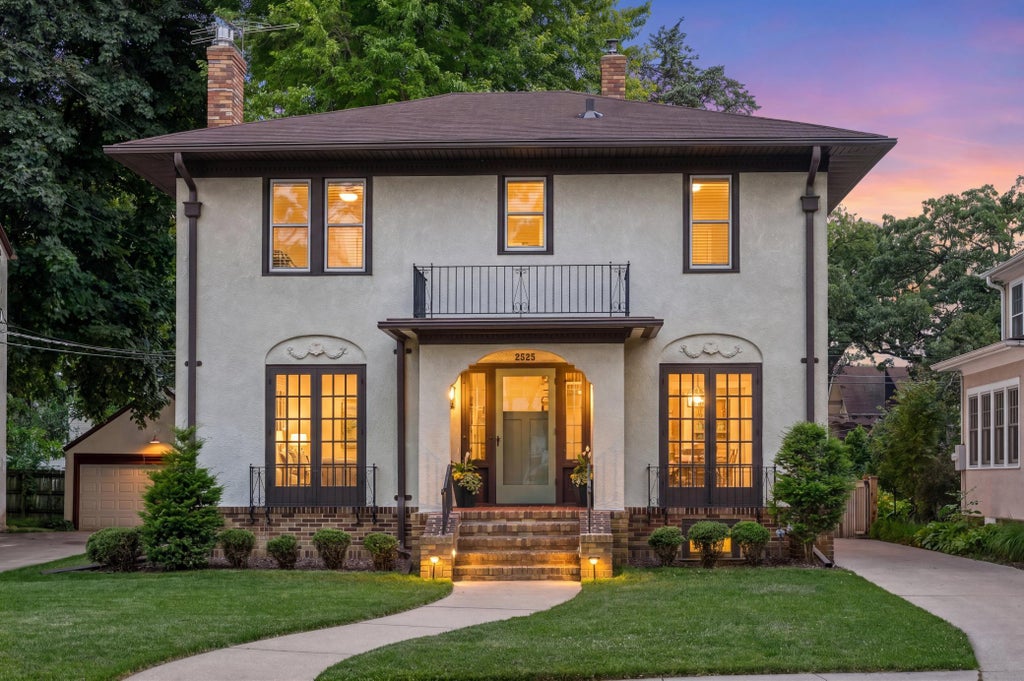 Photo of 2325 Cromwell Drive, Minneapolis, MN 55410 (MLS # 7098566)