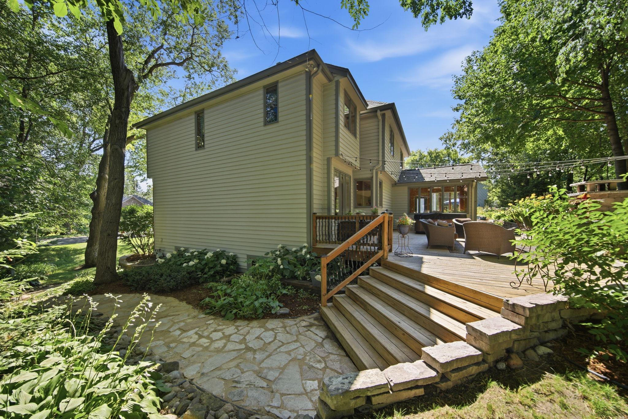 699 Bridle Ridge Road