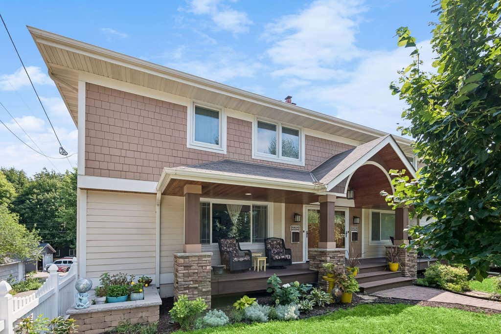 Photo of 5945 Xerxes Avenue S, Minneapolis, MN 55410 (MLS # 7117226)