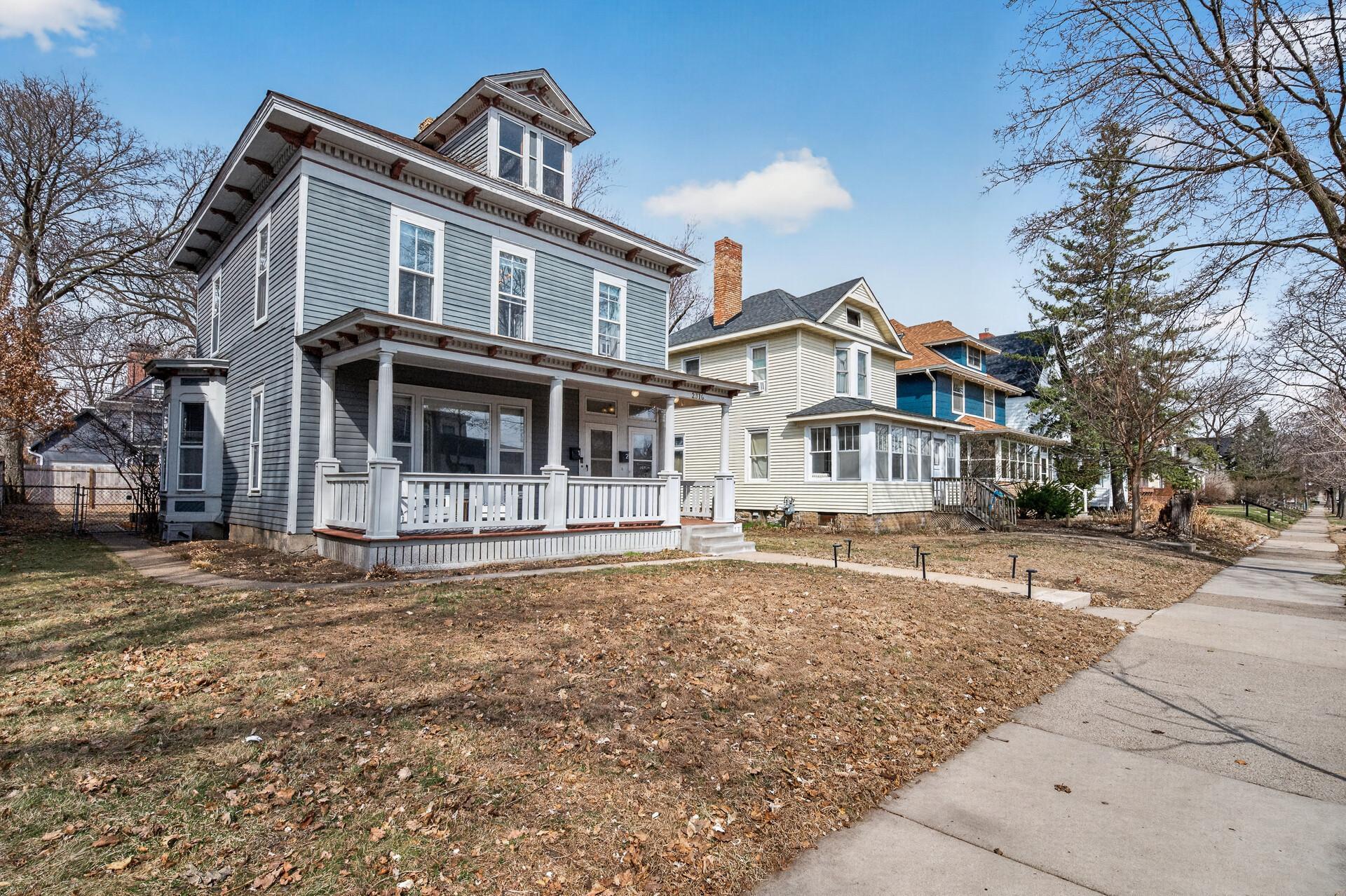 2316 Fremont Avenue S