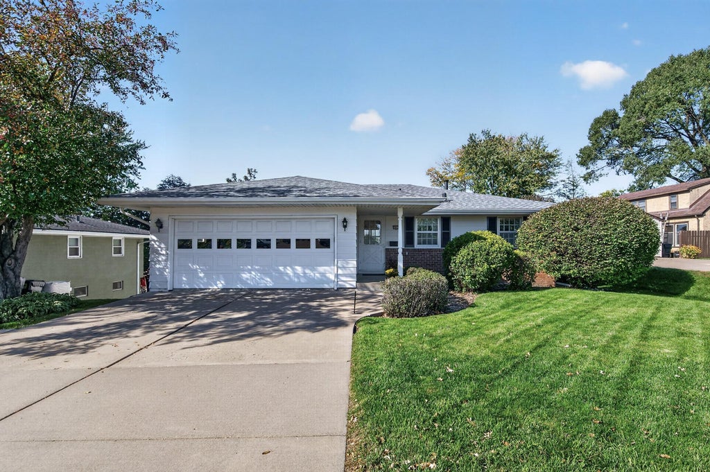 Photo of 3412 Silver Lake Road NE, Saint Anthony, MN 55418 (MLS # 7158012)