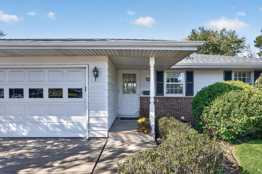Photo of 3412 Silver Lake Road NE, Saint Anthony, MN 55418 (MLS # 7158012)
