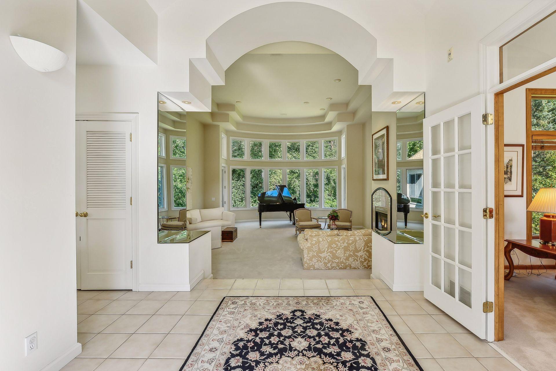689 Brookside Lane