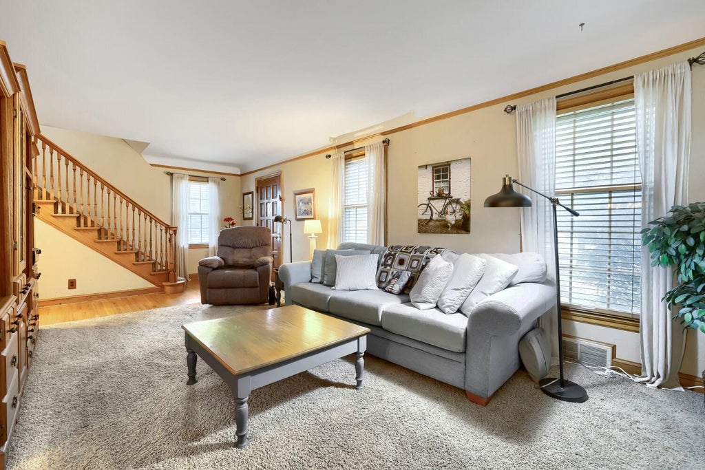 Photo of 6228 Wentworth Avenue, Richfield, MN 55423 (MLS # 7130609)