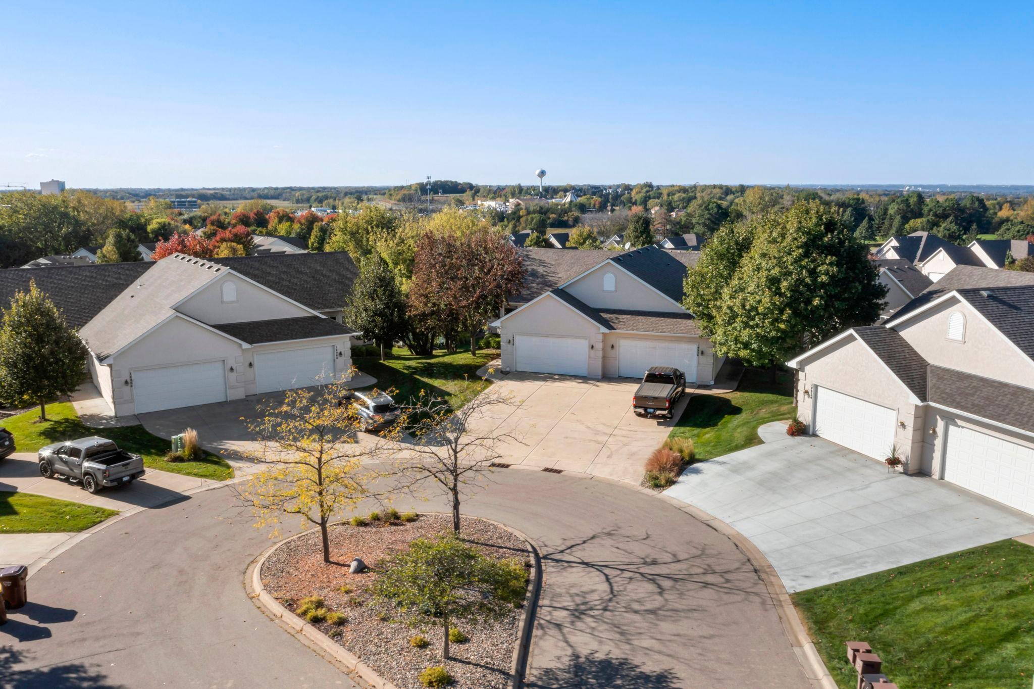 14958 Summit Circle NW