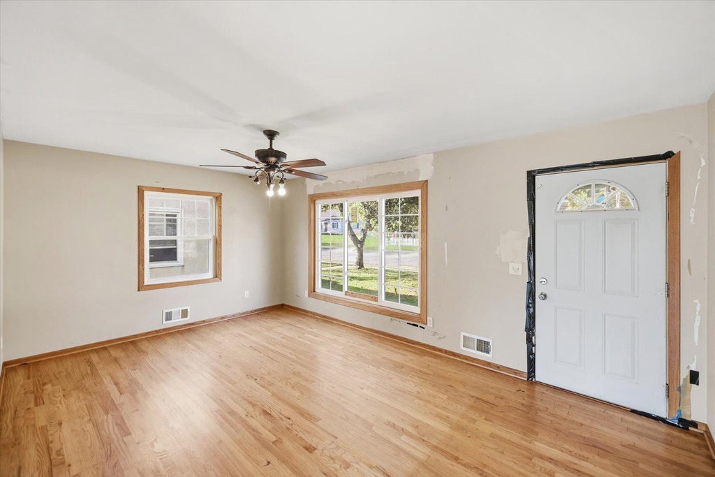 Photo of 5206 Xerxes Avenue N, Minneapolis, MN 55430 (MLS # 7158869)
