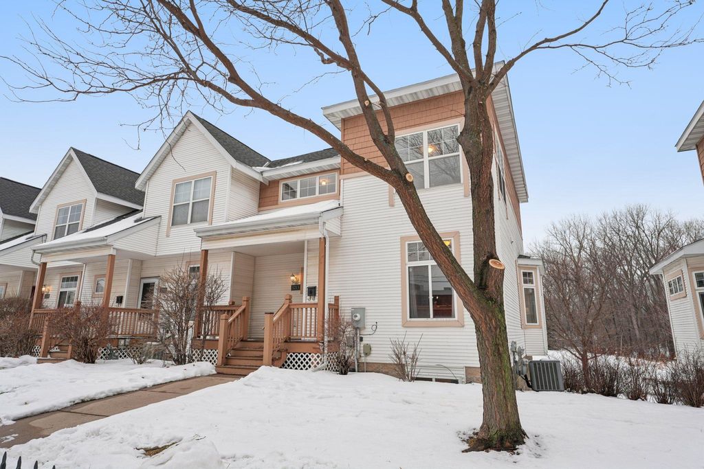 Photo of 1213 Clarence Street, Saint Paul, MN 55106 (MLS # 7006542)