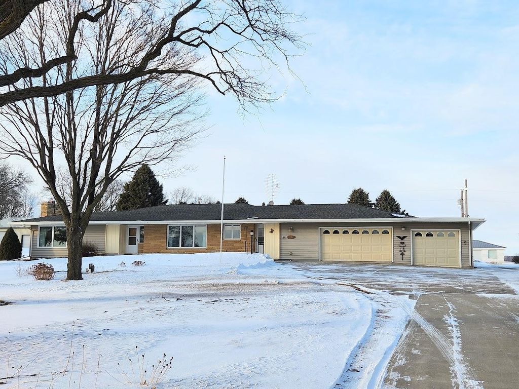 Photo of 40494 US Hwy 14, Springfield, MN 56087 (MLS # 7017826)