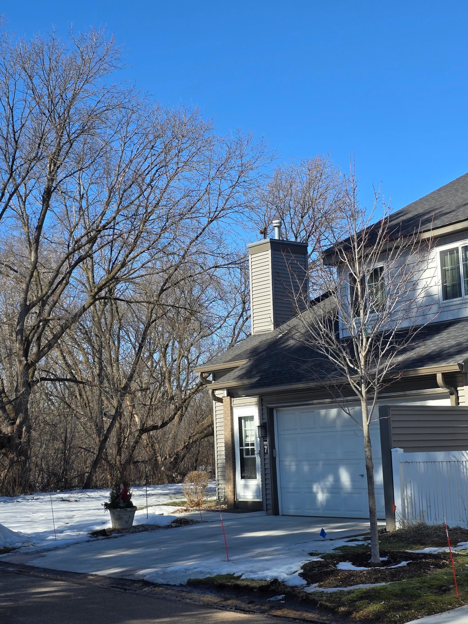 9935 Russell Avenue N 7