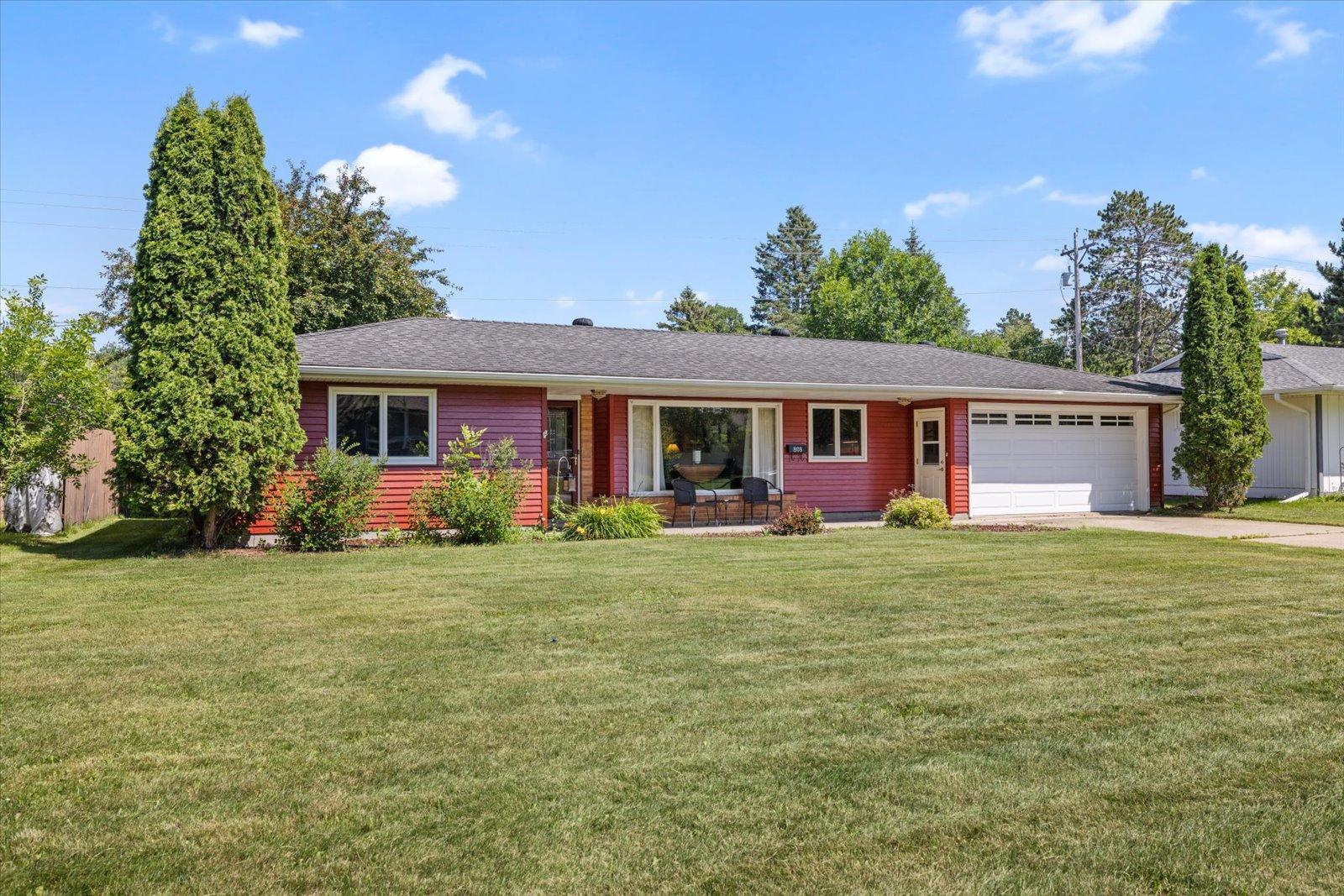 808 Willow Lane