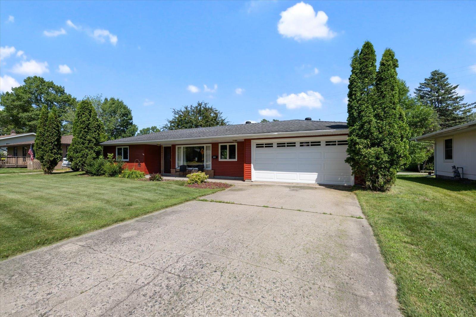 808 Willow Lane