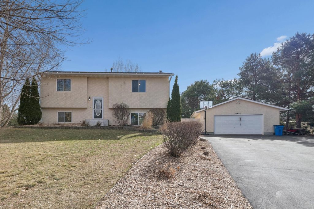 Photo of 37625 Eleanor Avenue, North Branch, MN 55056 (MLS # 7040983)