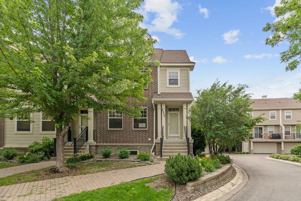 Photo of 8324 Labont Way, Eden Prairie, MN 55344 (MLS # 7017437)