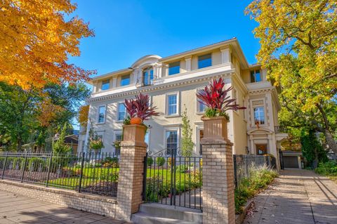 421 Summit Avenue #3 Saint Paul MN 55102