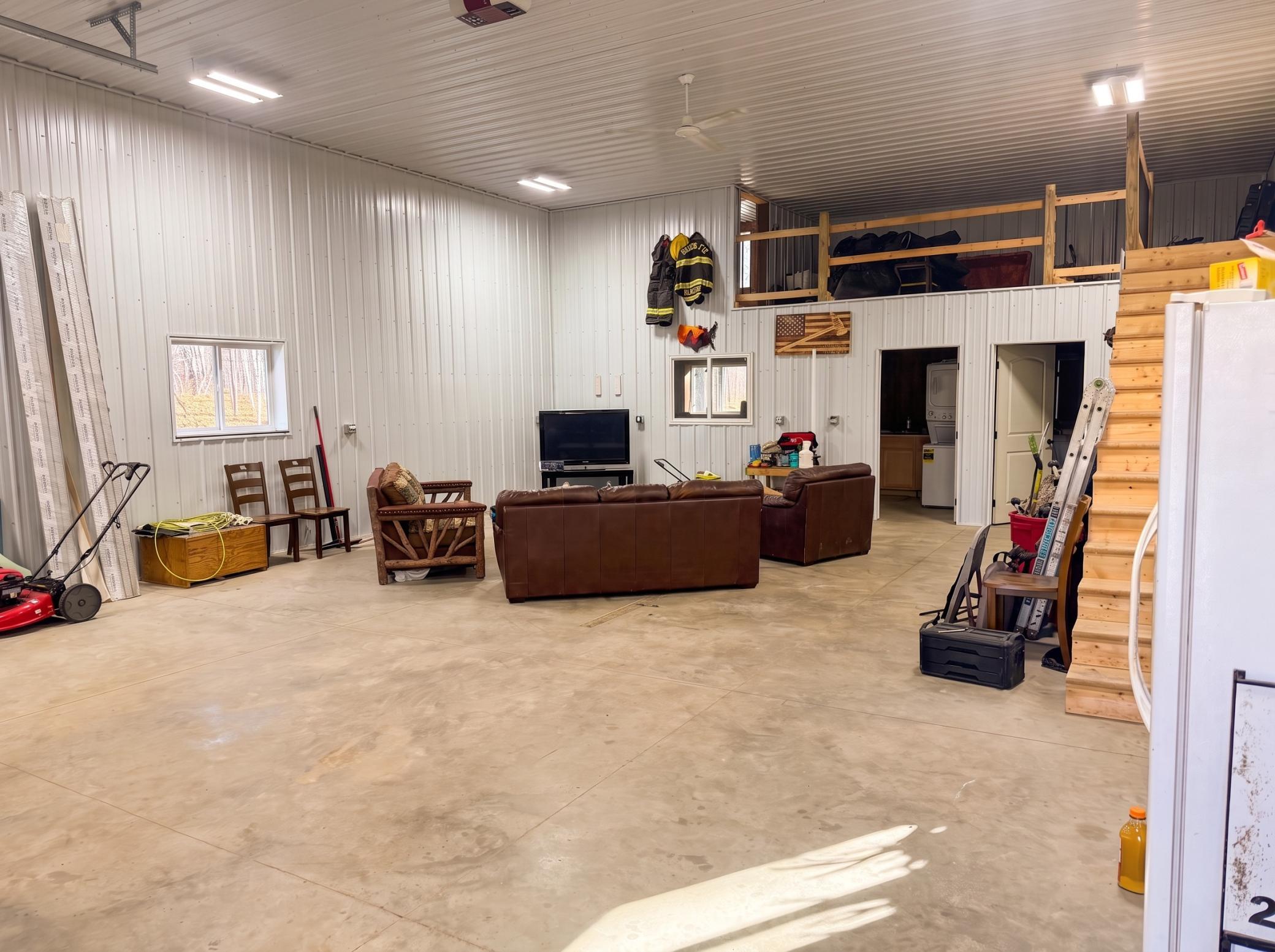 32681 County 31