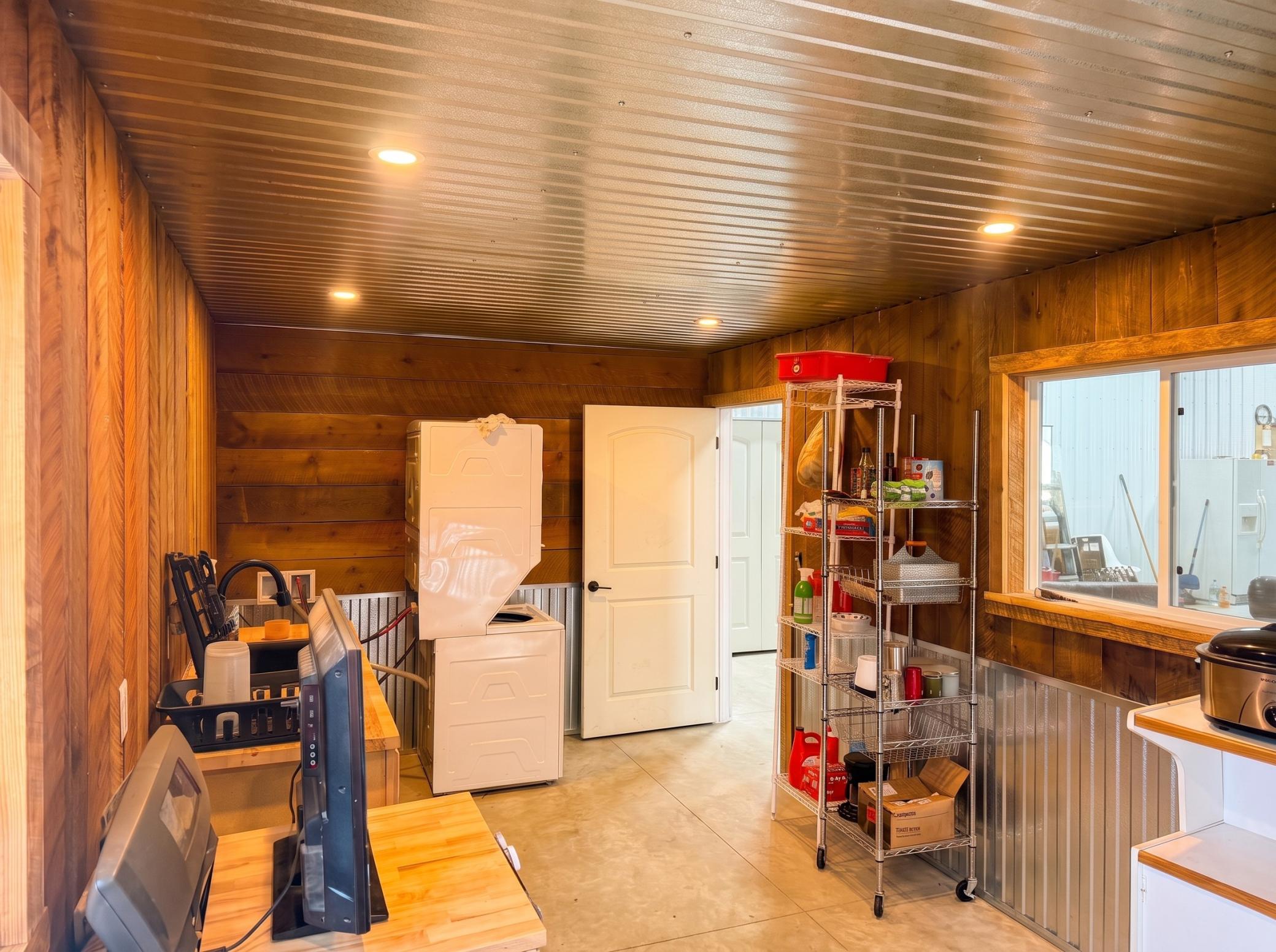 32681 County 31