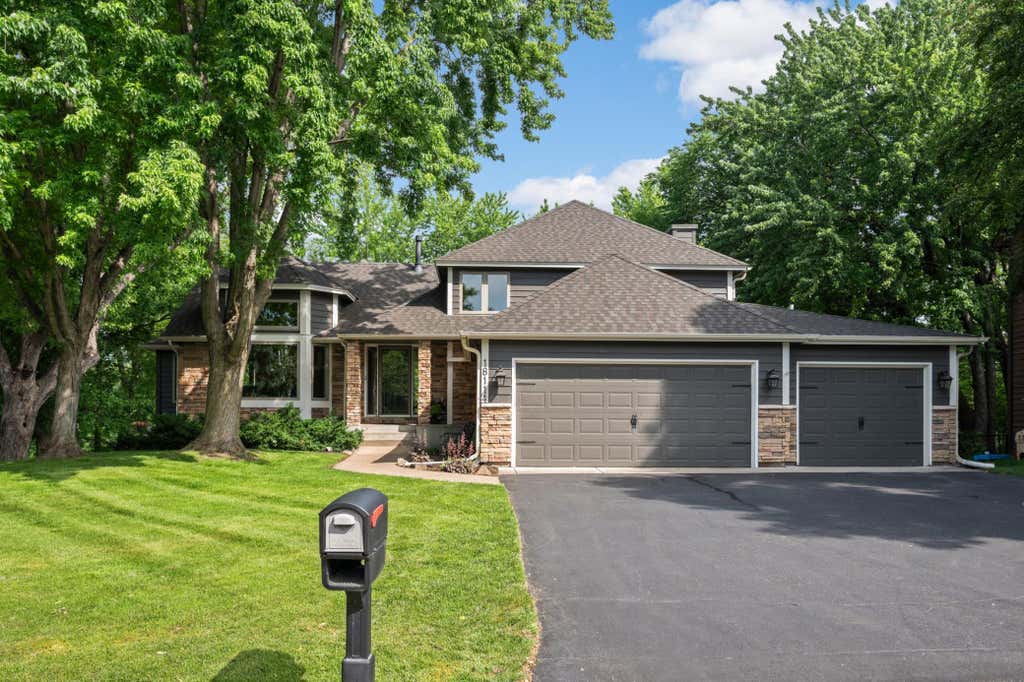 Photo of 18114 82nd Avenue N, Maple Grove, MN 55311 (MLS # 7090877)