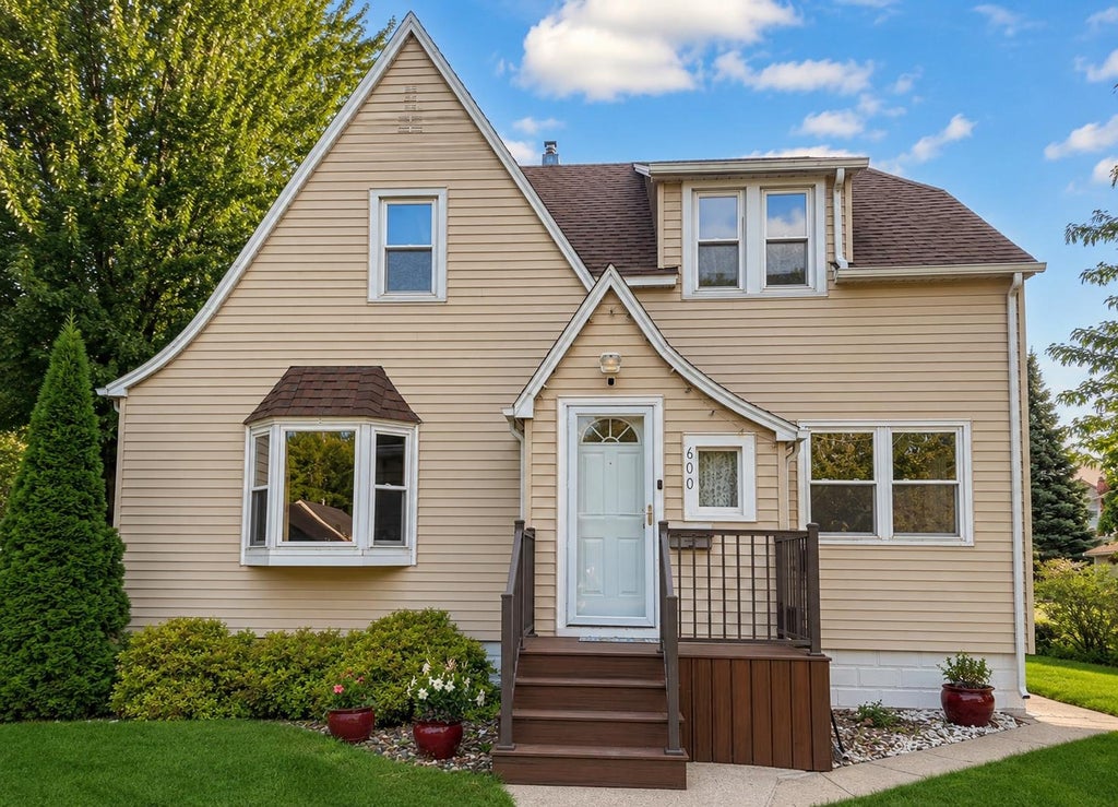 Photo of 600 8th Street SW, Austin, MN 55912 (MLS # 7115172)