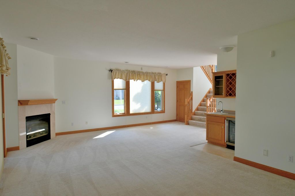 Photo of 530 Lakeside Bay Drive S, Bayport, MN 55003 (MLS # 6823068)