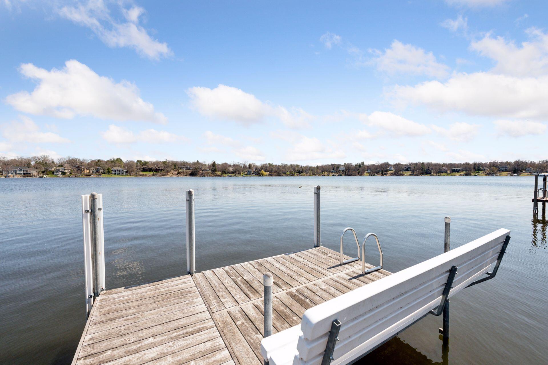 4450 Forest Lake Landing