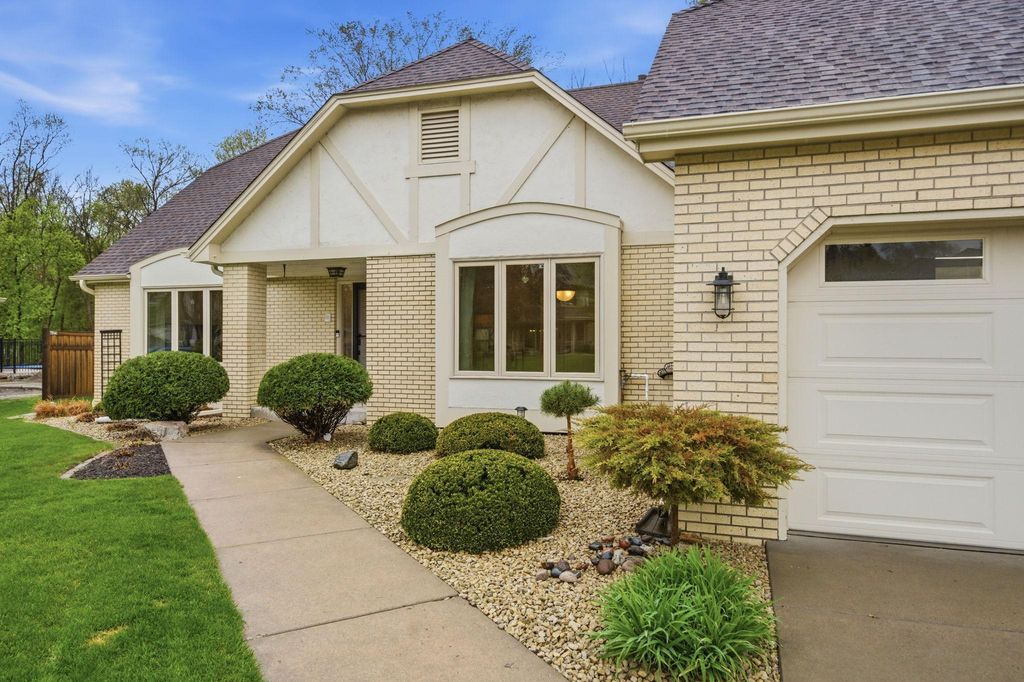 Photo of 13220 38th Avenue N, Plymouth, MN 55441 (MLS # 7071504)