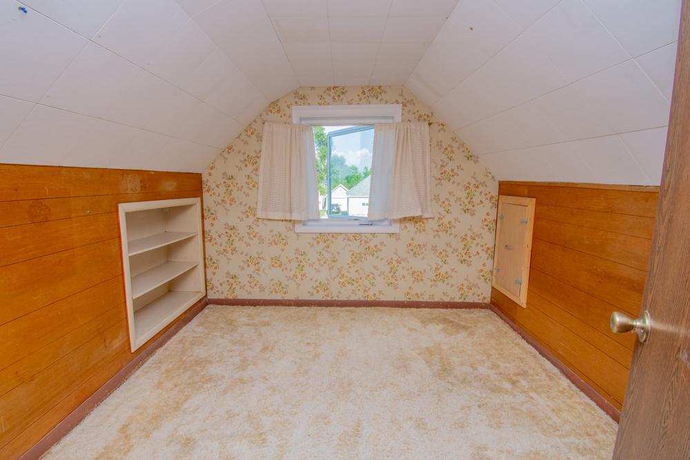 711 Lincoln Avenue SE - Photo 4
