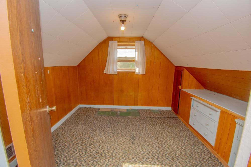 711 Lincoln Avenue SE - Photo 3