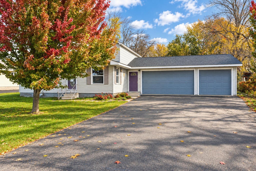 Photo of 2904 11th Street NE, Austin, MN 55912 (MLS # 7160205)