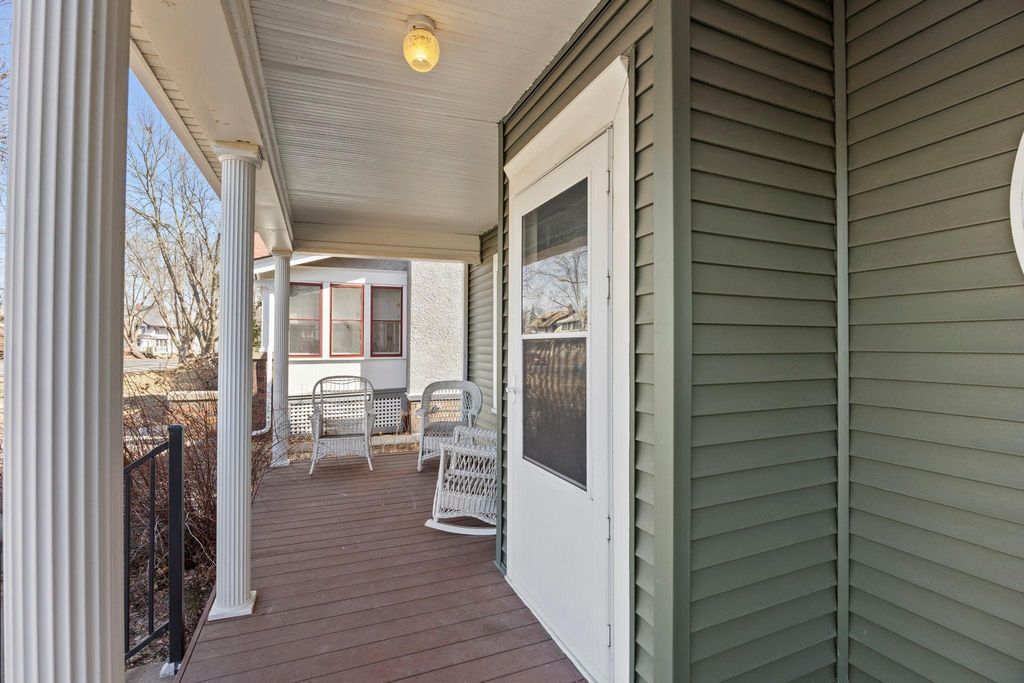 Photo of 1804 Iglehart Avenue, Saint Paul, MN 55104 (MLS # 7044383)