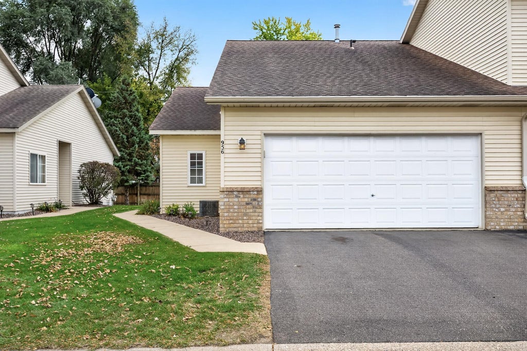 Photo of 956 Pine Street, Farmington, MN 55024 (MLS # 7162476)