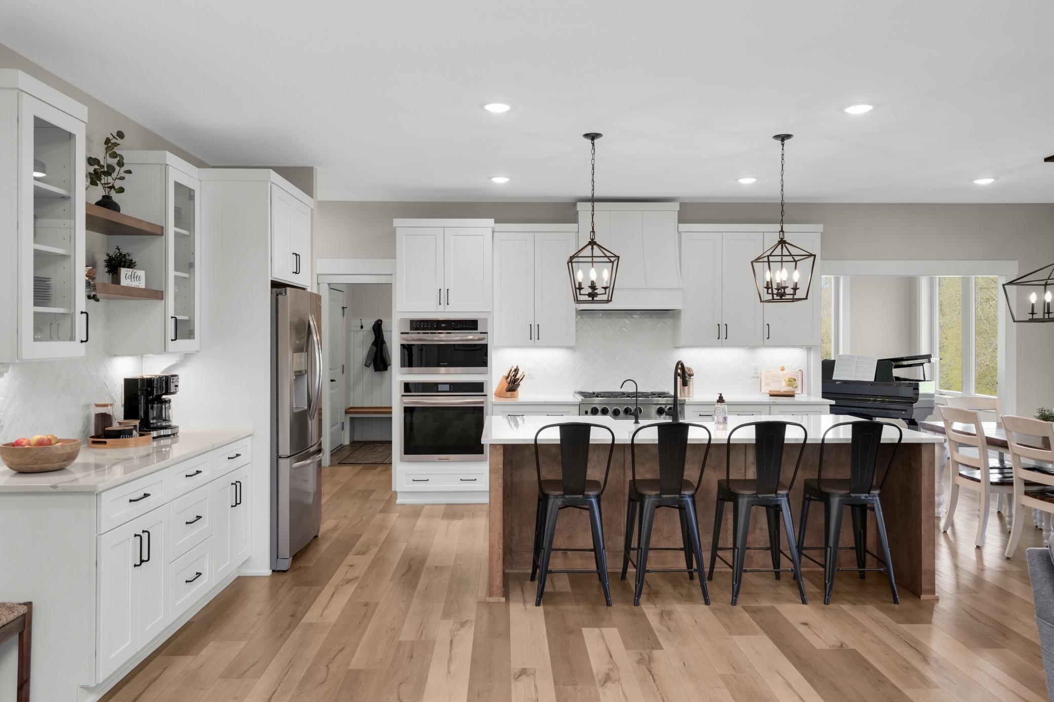 20583 Nevada Ave, Prior Lake, MN, 55372, USA, 5 Bedrooms Bedrooms, ,4 BathroomsBathrooms,Residential,Active,20583 Nevada Ave,7069473