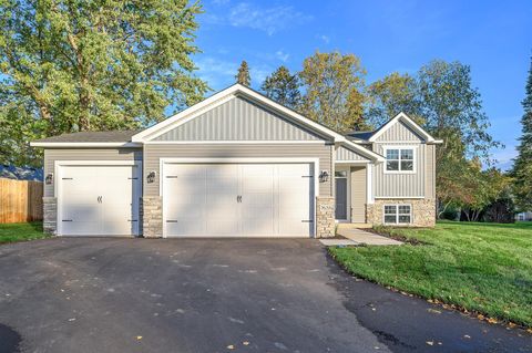 2XXX SW 8TH Street Grand Rapids MN 55744