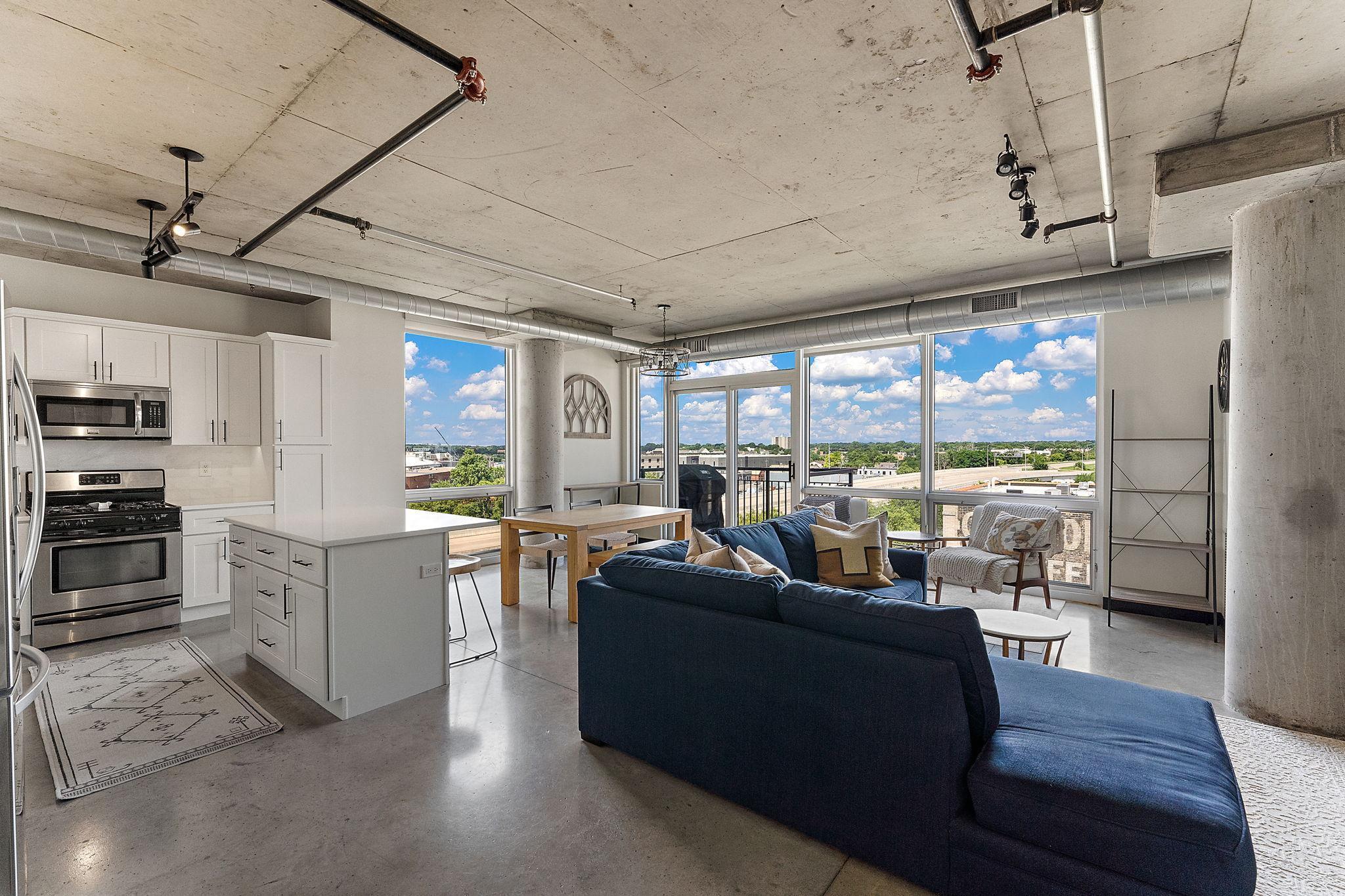 730 N 4th Street 601