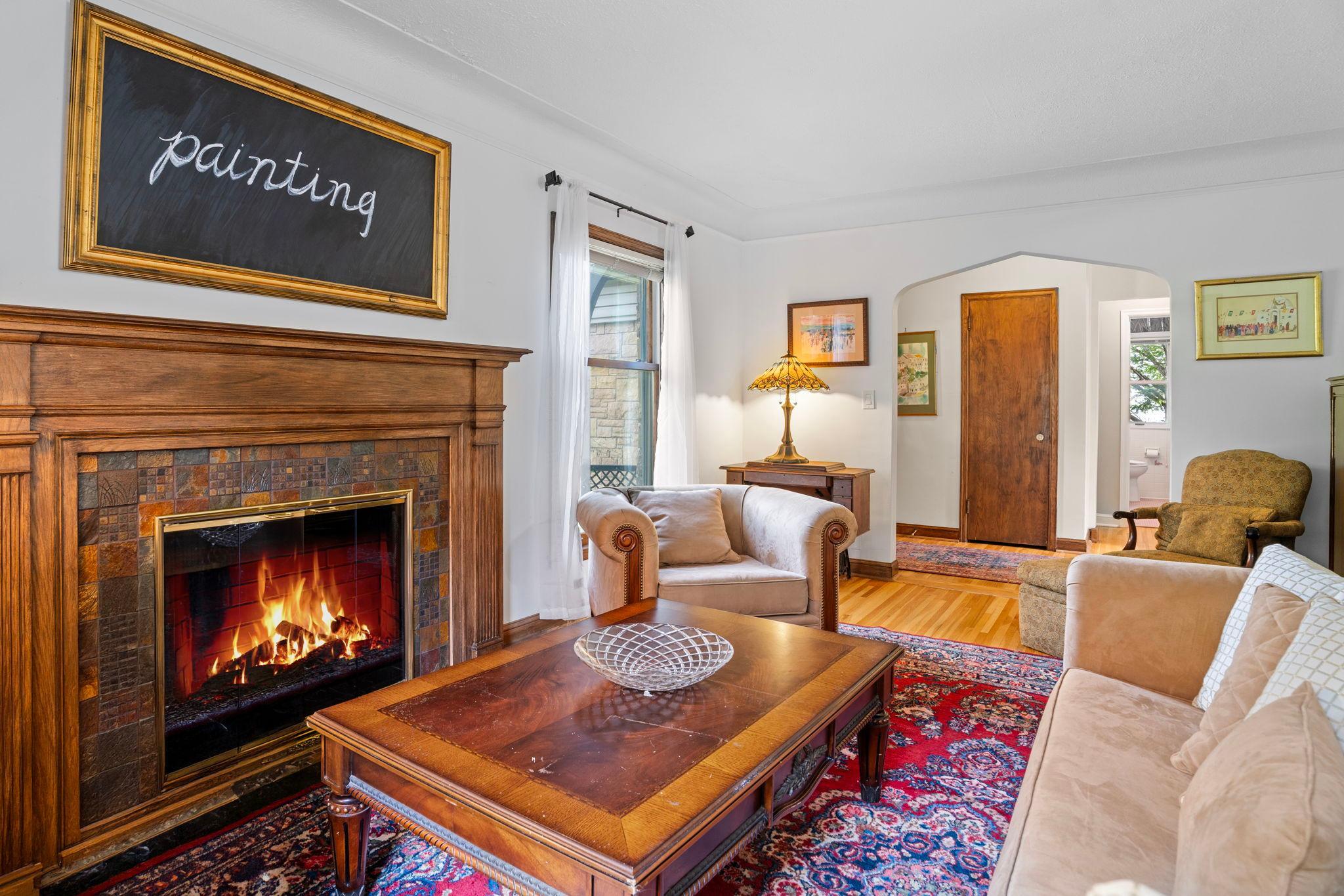 1017 Thomas Avenue S